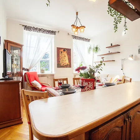 Apartamento Old Town 3 *